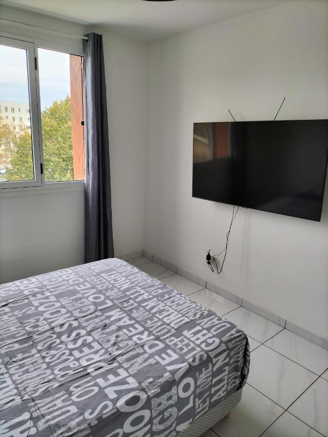 Jolie Appartement Proche Tramway เวนิส์ซูซ์ ภายนอก รูปภาพ